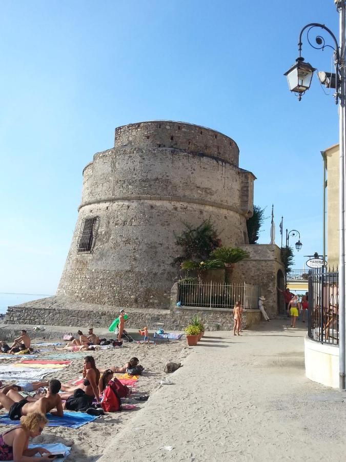 הוילה Tipica Casa Ligure In Pietra - Garlenda Centro - Typical Ligurian Stone House מראה חיצוני תמונה